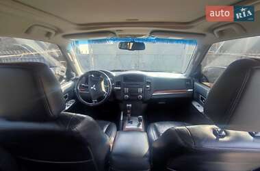 Внедорожник / Кроссовер Mitsubishi Pajero 2007 в Новом Буге