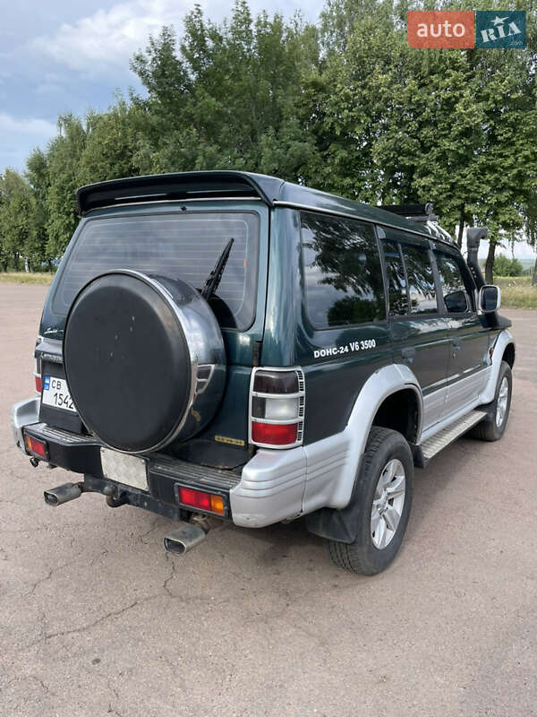 Позашляховик / Кросовер Mitsubishi Pajero 1997 в Тростянці