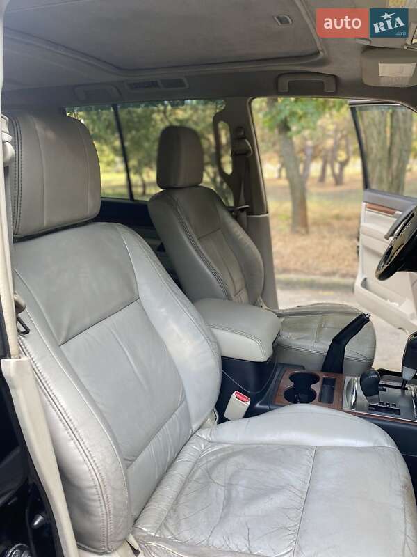 Внедорожник / Кроссовер Mitsubishi Pajero 2007 в Николаеве