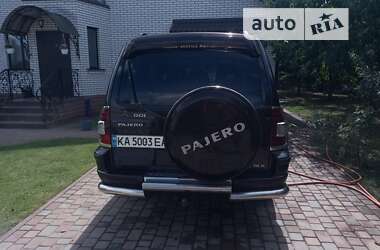 Позашляховик / Кросовер Mitsubishi Pajero 2001 в Києві