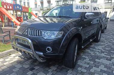 Позашляховик / Кросовер Mitsubishi Pajero 2012 в Івано-Франківську