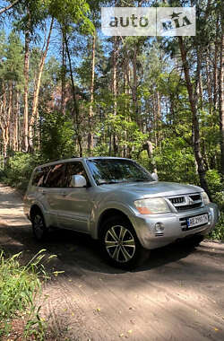 Внедорожник / Кроссовер Mitsubishi Pajero 2004 в Днепре