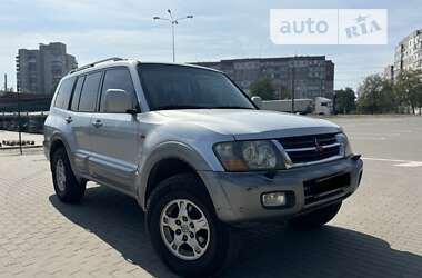 Внедорожник / Кроссовер Mitsubishi Pajero 2002 в Сумах