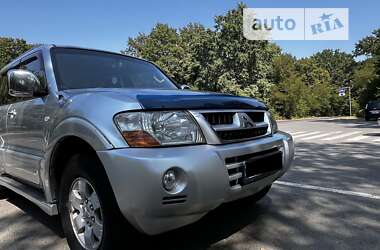 Универсал Mitsubishi Pajero 2005 в Днепре