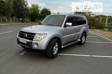 Внедорожник / Кроссовер Mitsubishi Pajero 2007 в Черкассах