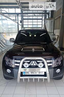 Внедорожник / Кроссовер Mitsubishi Pajero 2007 в Николаеве