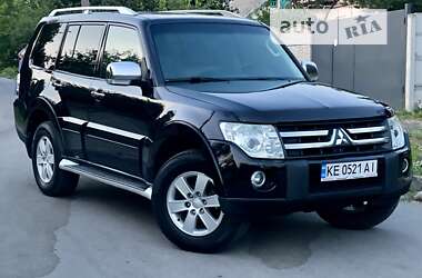 Внедорожник / Кроссовер Mitsubishi Pajero 2007 в Днепре