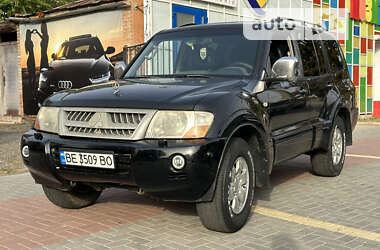 Внедорожник / Кроссовер Mitsubishi Pajero 2006 в Николаеве