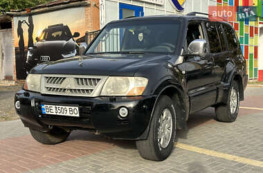 Внедорожник / Кроссовер Mitsubishi Pajero 2006 в Николаеве