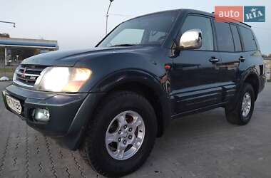 Позашляховик / Кросовер Mitsubishi Pajero 2001 в Володимирі