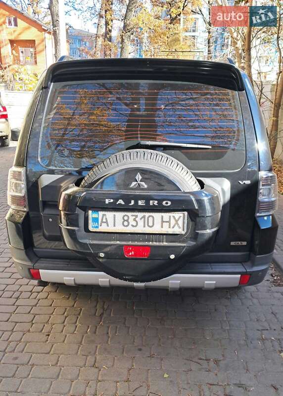 Внедорожник / Кроссовер Mitsubishi Pajero 2007 в Ирпене