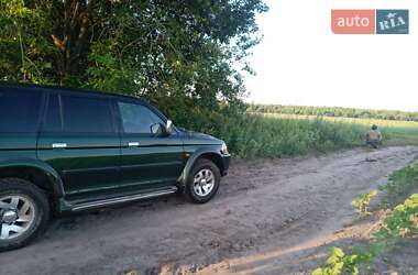 Позашляховик / Кросовер Mitsubishi Pajero 2002 в Києві