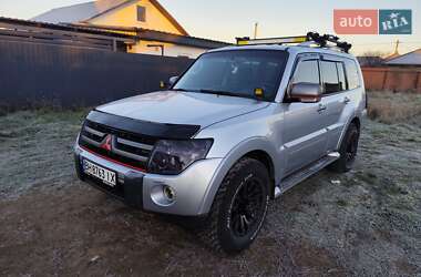 Позашляховик / Кросовер Mitsubishi Pajero 2007 в Одесі