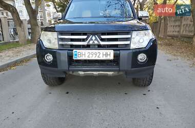 Внедорожник / Кроссовер Mitsubishi Pajero 2007 в Одессе