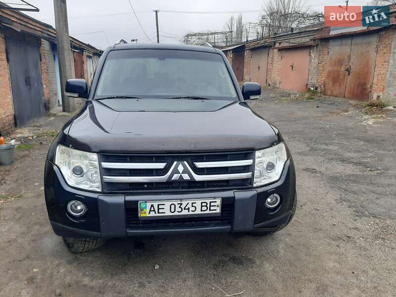 Позашляховик / Кросовер Mitsubishi Pajero 2008 в Кривому Розі фото 3 Позашляховик / Кросовер Mitsubishi Pajero 2008 в Кривому Розі