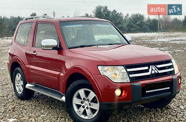 Позашляховик / Кросовер Mitsubishi Pajero 2007 в Новояворівську