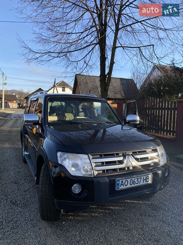 Позашляховик / Кросовер Mitsubishi Pajero 2007 в Тячеві