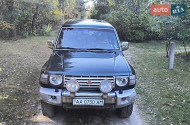 Позашляховик / Кросовер Mitsubishi Pajero 1999 в Києві