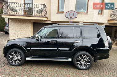 Внедорожник / Кроссовер Mitsubishi Pajero 2018 в 