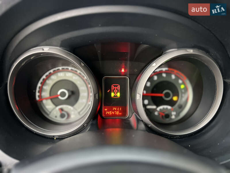 Внедорожник / Кроссовер Mitsubishi Pajero 2018 в Черновцах фото 28 Внедорожник / Кроссовер Mitsubishi Pajero 2018 в Черновцах