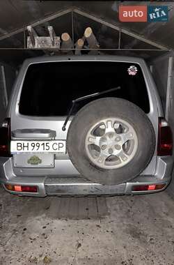 Внедорожник / Кроссовер Mitsubishi Pajero 2000 в 
