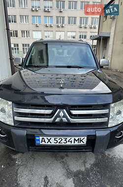 Позашляховик / Кросовер Mitsubishi Pajero 2007 в Харкові