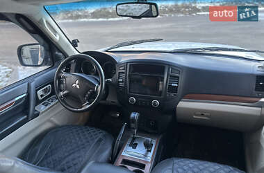 Внедорожник / Кроссовер Mitsubishi Pajero 2007 в Тернополе