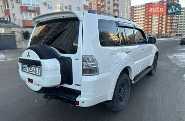 Внедорожник / Кроссовер Mitsubishi Pajero 2007 в Тернополе