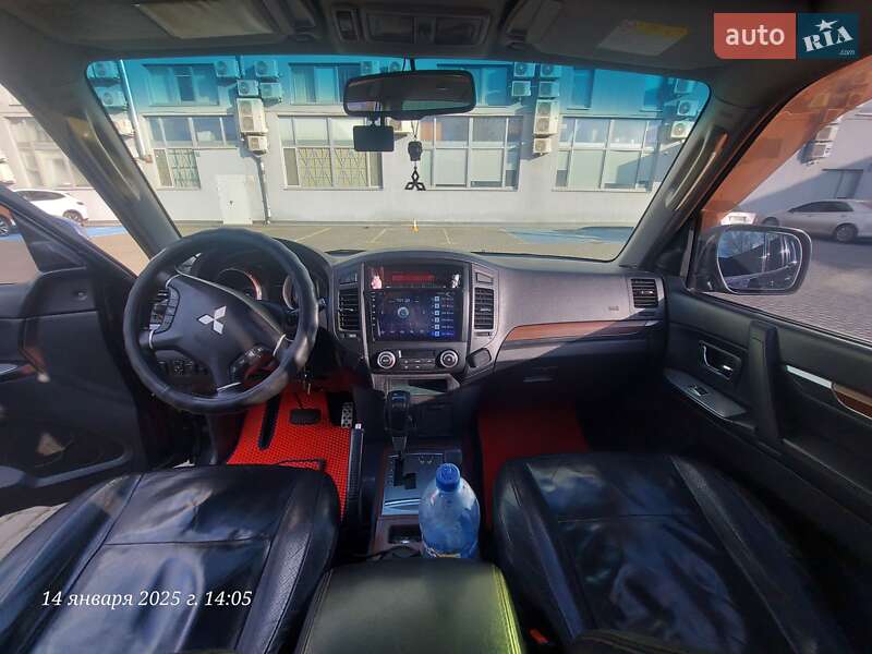 Внедорожник / Кроссовер Mitsubishi Pajero 2007 в Одессе