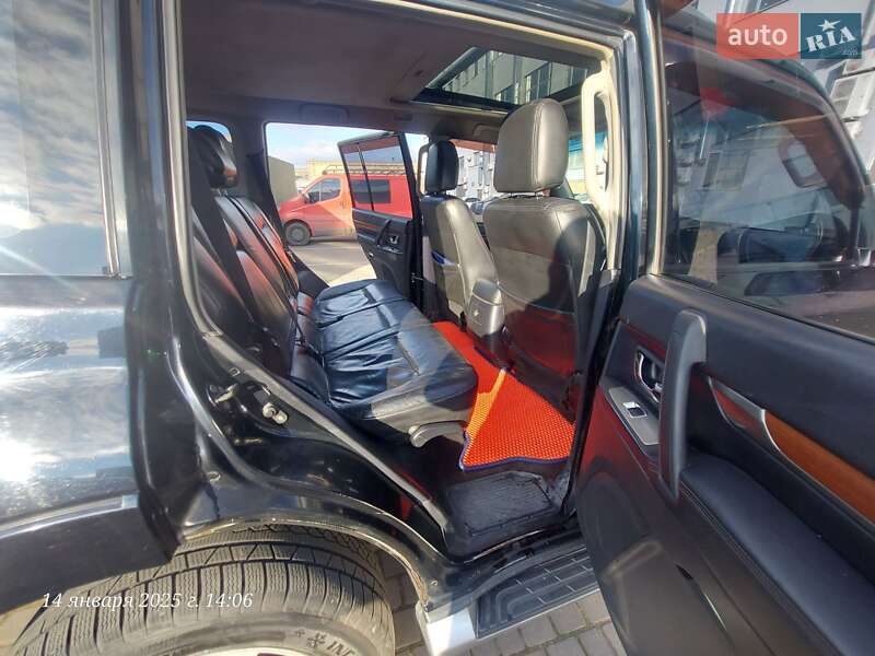 Внедорожник / Кроссовер Mitsubishi Pajero 2007 в Одессе