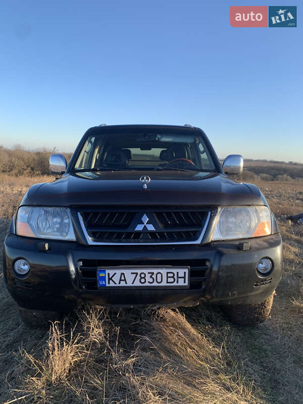 Внедорожник / Кроссовер Mitsubishi Pajero 2006 в Киеве фото 3 Внедорожник / Кроссовер Mitsubishi Pajero 2006 в Киеве