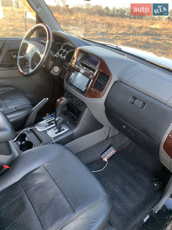 Внедорожник / Кроссовер Mitsubishi Pajero 2006 в Киеве фото 20 Внедорожник / Кроссовер Mitsubishi Pajero 2006 в Киеве