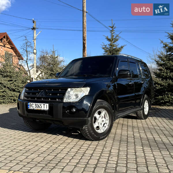 Позашляховик / Кросовер Mitsubishi Pajero 2007 в Львові