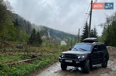 Позашляховик / Кросовер Mitsubishi Pajero 2001 в Києві