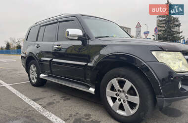 Позашляховик / Кросовер Mitsubishi Pajero 2008 в Києві