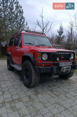 Внедорожник / Кроссовер Mitsubishi Pajero 1986 в 