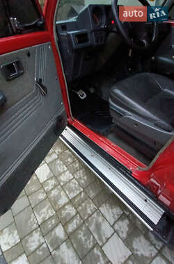 Внедорожник / Кроссовер Mitsubishi Pajero 1986 в 
