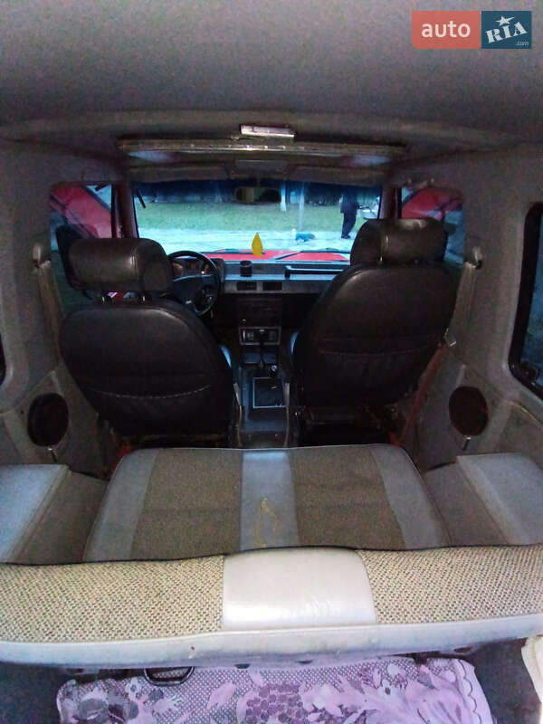 Внедорожник / Кроссовер Mitsubishi Pajero 1986 в Сваляве