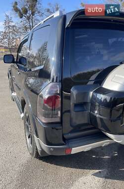Внедорожник / Кроссовер Mitsubishi Pajero 2008 в 