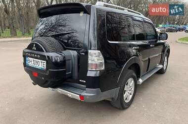 Позашляховик / Кросовер Mitsubishi Pajero 2007 в Одесі