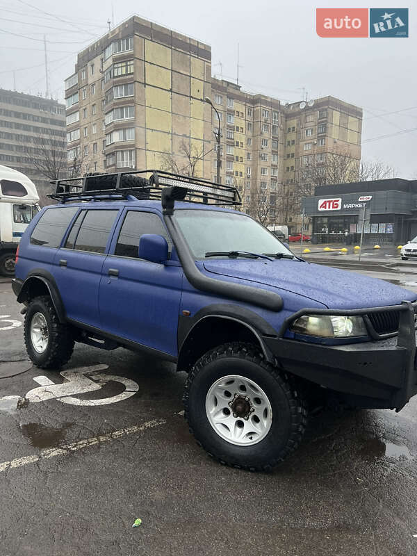 Внедорожник / Кроссовер Mitsubishi Pajero 1998 в Кривом Роге
