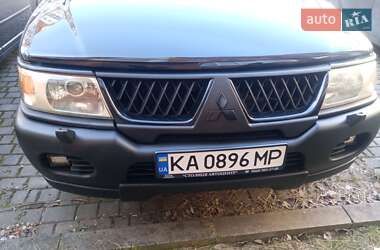 Внедорожник / Кроссовер Mitsubishi Pajero 2006 в 