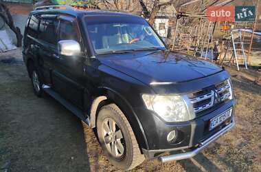 Внедорожник / Кроссовер Mitsubishi Pajero 2007 в 