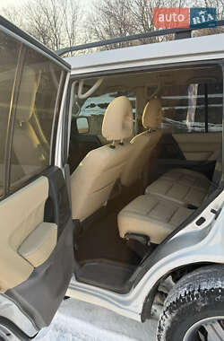 Внедорожник / Кроссовер Mitsubishi Pajero 2001 в 