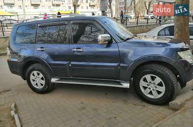 Внедорожник / Кроссовер Mitsubishi Pajero 2008 в Николаеве