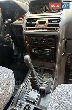 Внедорожник / Кроссовер Mitsubishi Pajero 1997 в 