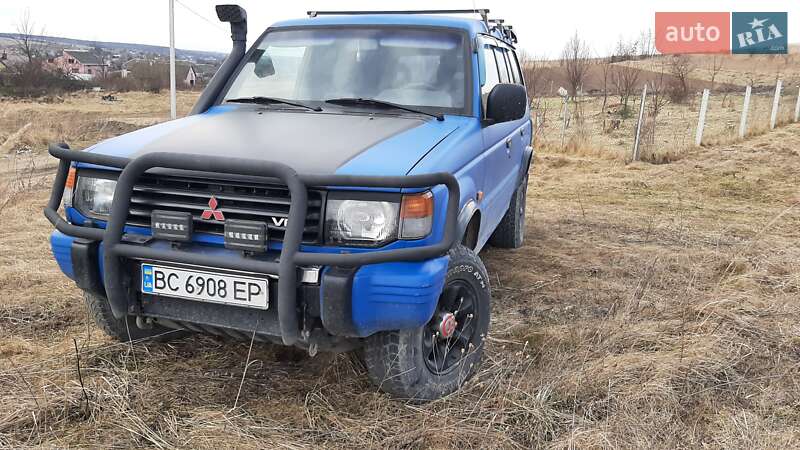 Внедорожник / Кроссовер Mitsubishi Pajero 1996 в Львове