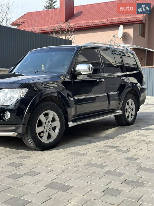 Внедорожник / Кроссовер Mitsubishi Pajero 2008 в Тернополе