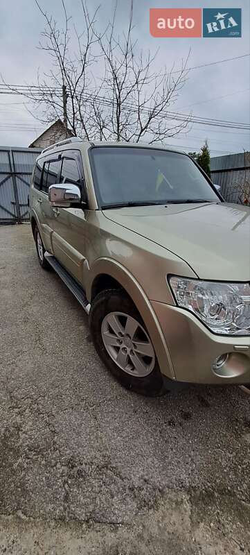 Внедорожник / Кроссовер Mitsubishi Pajero 2007 в Боярке