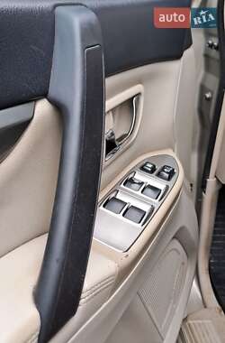 Внедорожник / Кроссовер Mitsubishi Pajero 2007 в 